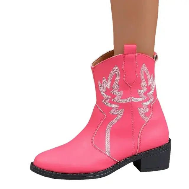 New High Quality Pointed Toe Slip on Women's Boots