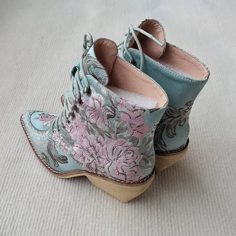 Women's Victorian Embroidered Flowers Blue Boots