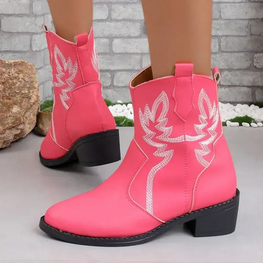 New High Quality Pointed Toe Slip on Women's Boots