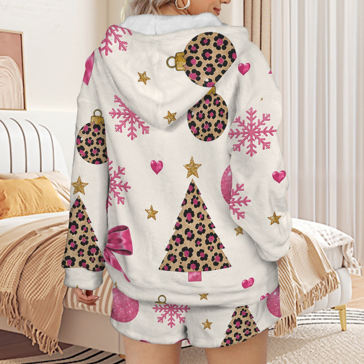 Pajama Mama™ Wild & Cozy Christmas Fuzzy Lounge Set