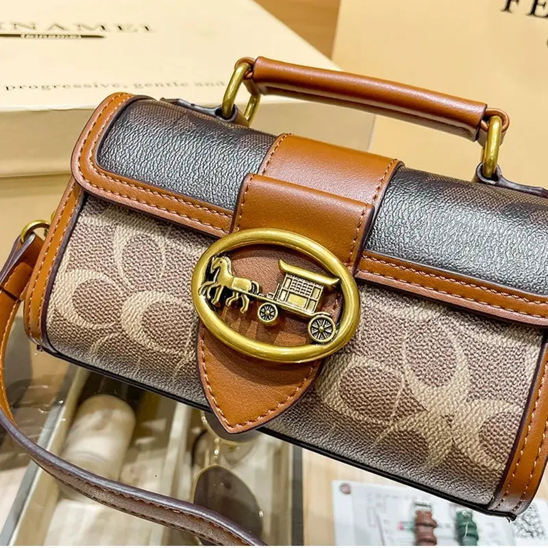 Designer Minimalist and fashionable small handbag